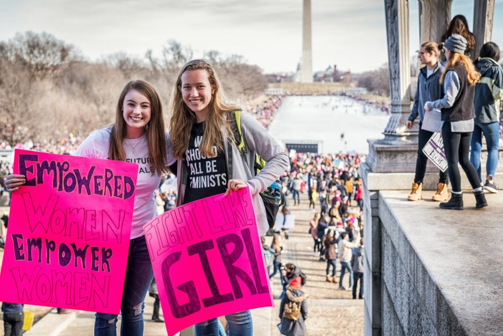 Two Women foregrounded @ Women's March 2018, CC BY-SA 2.0 by Mobilus
